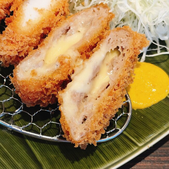 ボリュームすごくてお腹パンパン!とんかつ和幸の“盛りだくさんランチ”ご飯・みそ汁・キャベツがおかわりし放題で嬉しすぎる!《実食レビュー》