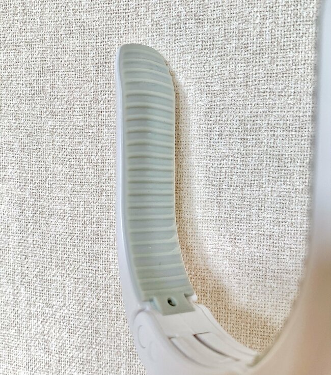 「もう5本ぐらい購入しました」カインズの“ひざと腰がラクになるアイテム”無い生活に戻れないよ！「しゃがむ苦痛から解放されました」《購入レビュー》