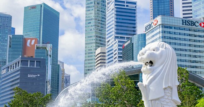 金融センターランキングでシンガポールがアジア首位に、香港逆転の裏に深謀遠慮