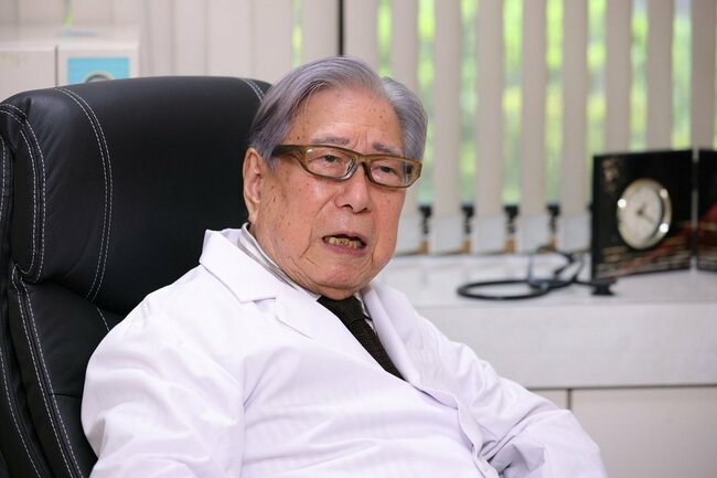 高齢になると「頑固になる」「怒りっぽくなる」は本当か？　90歳の元東大教授の見解は