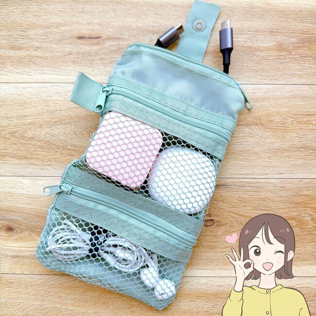 ミニ財布代わりになるじゃん…！セリア新作の「天才ポーチ」かわいくて全色まとめ買いしちゃった！