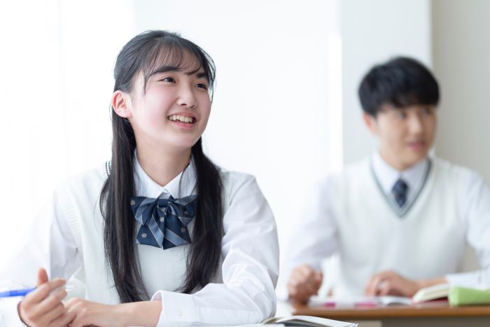 スマホばかり見て勉強しない人が変わった! 絶対に身につく4つの勉強習慣