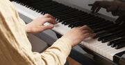 「大人ピアノ」が密かなブーム、初心者でも様になる練習法を現役ピアニストが伝授