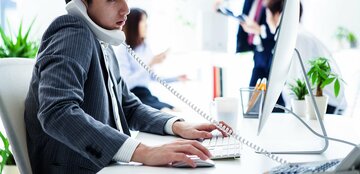 「解決スピードは7倍」「顧客離れ20%低減」顧客体験を劇的に変える“AIエージェント主導CRM”の全貌