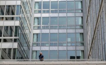 米労働者「そこまで働きたくない」 生産性に影