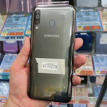 3眼カメラにベゼルレス！ 高性能なサムスンのエントリー機「Galaxy A40s」