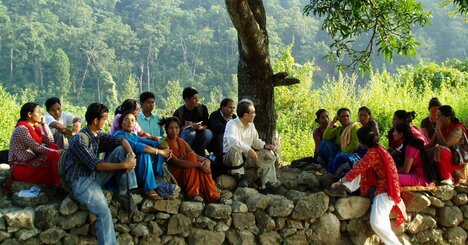 【まさかの展開】“ゴミだらけの村”が激変…村人を動かした「頭のいい人の“すごいひと言”」の中身