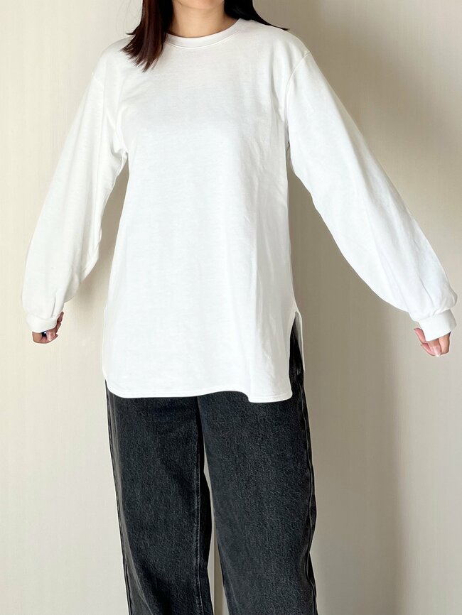 ほぼ1年中着られるじゃん…！GUの「1990円トップス」袖がぽわんとしていて可愛いし、たっぷり着回せてコスパ抜群！