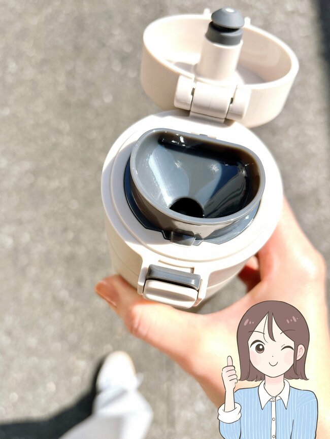 ペットボトルを買う回数が減りました！無印良品の「新作ボトル」8時間たっても氷が溶けなくてすごい…！