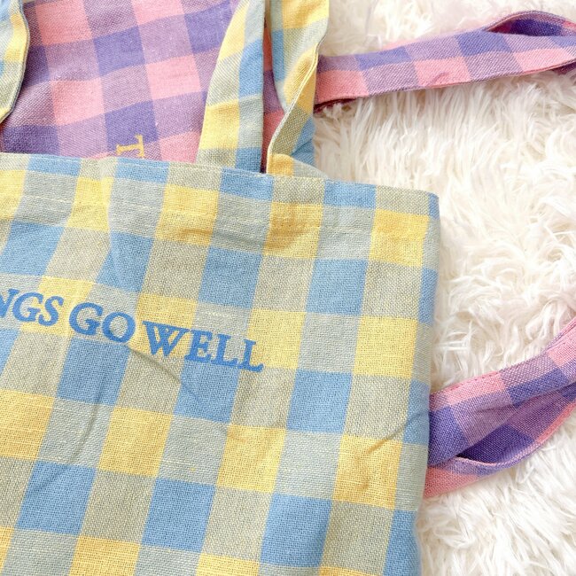 フランフランに売ってそう…！セリアの「おしゃれトートバッグ」が110円とは思えない可愛さ！コンパクトだけど意外と大容量で嬉しい！