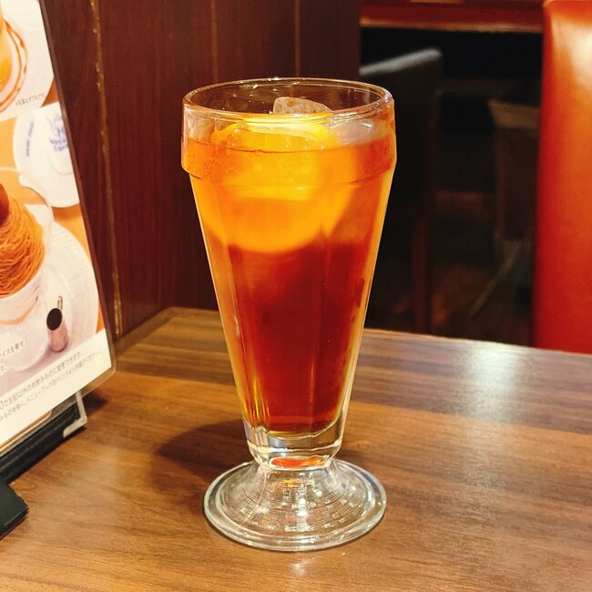 「お腹大満足でした」「疲れも吹っ飛びます」星乃珈琲店の“秋限定やりすぎスイーツ”迫力がスゴすぎる！「糖質の暴力とも言える」「たまらなく美味しい」《実食レビュー》