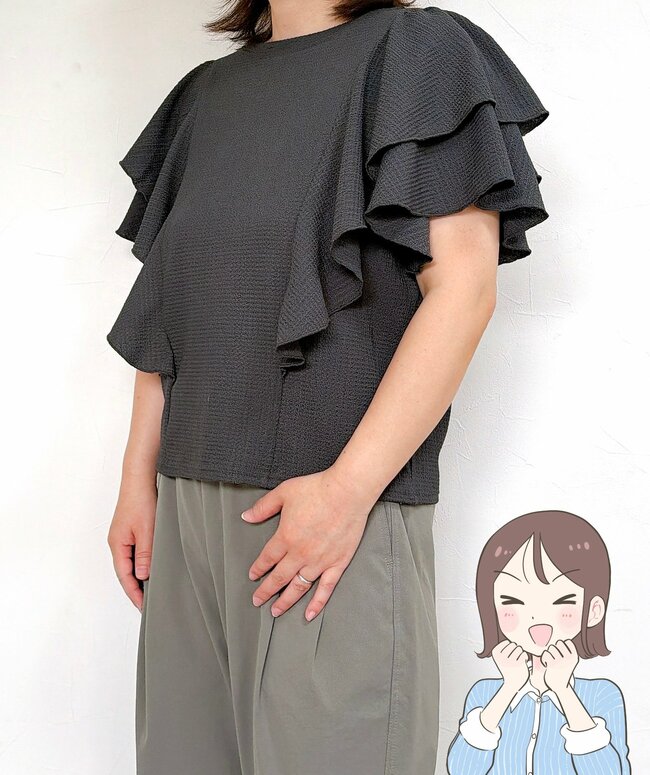 魔法みたいじゃん！【しまむら】の「華やかトップス」→腕がめっちゃ細見えするの…！《購入レビュー》