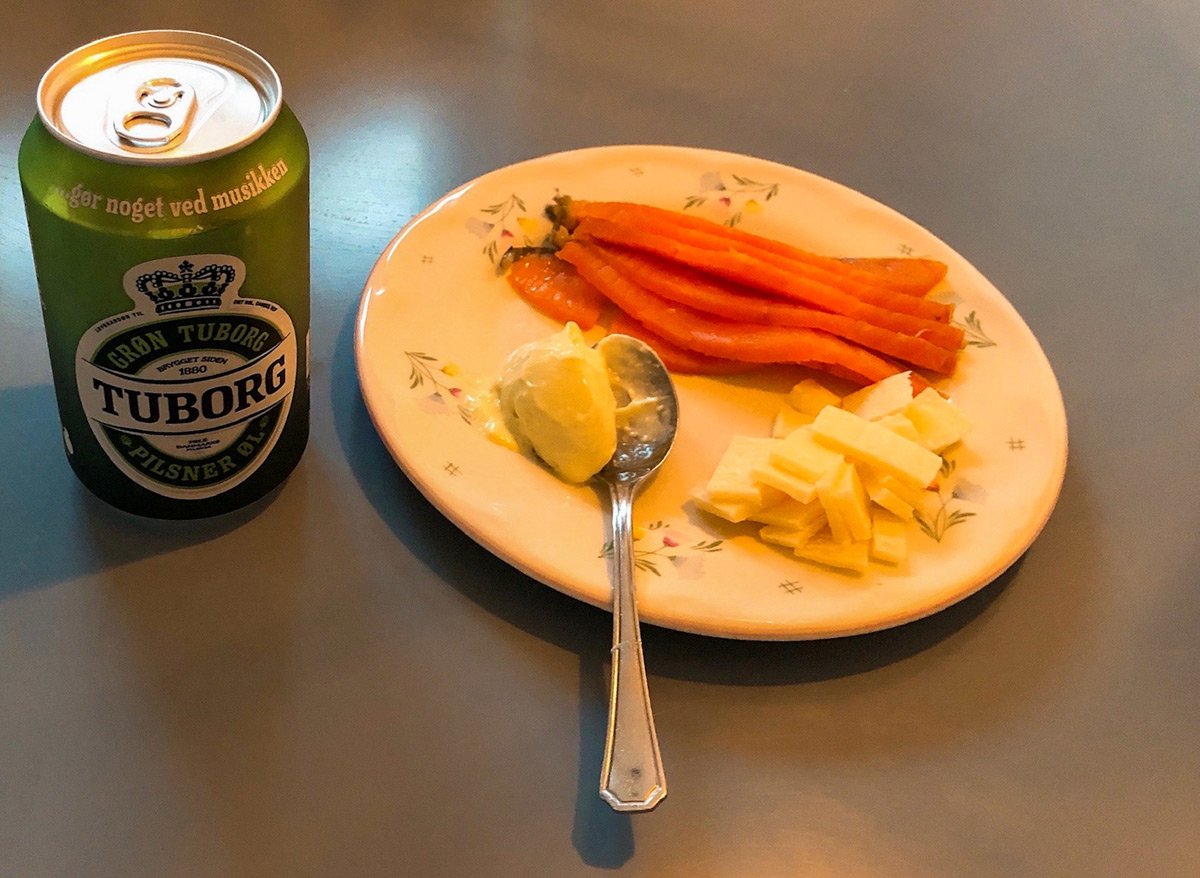 ビールとサーモン&チーズ