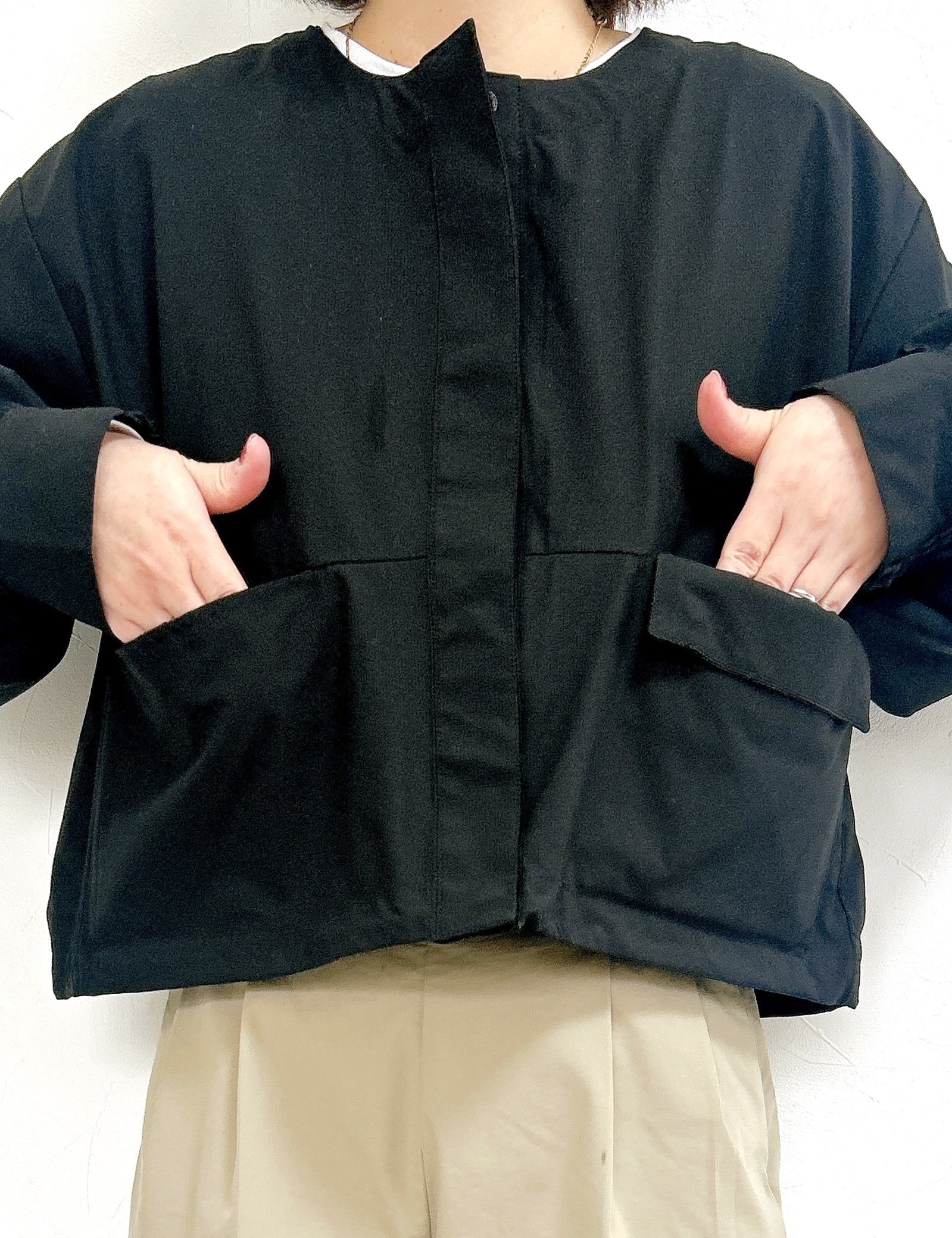 考えた人、天才じゃん！ワークマンの“花粉対策アウター”が1900円とは思えない実力！「ティッシュが常備できる」「2色買いました」