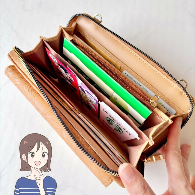 カードや診察券が50枚も入った…！しまむらの“1419円お財布ショルダー”スマホも収納できて天才すぎる！