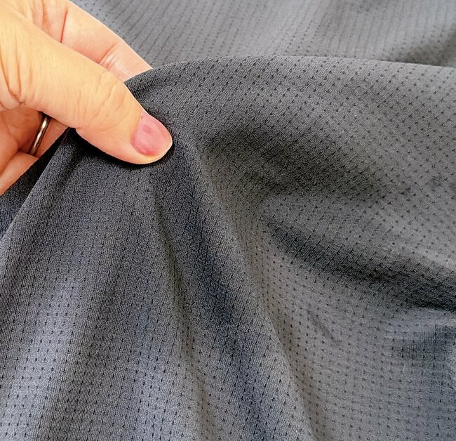【ワークマン】真夏日でもサラッと快適!“11℃下がるトップス”が感動の涼しさ…!「汗をかいてもサラサラ」《購入レビュー》