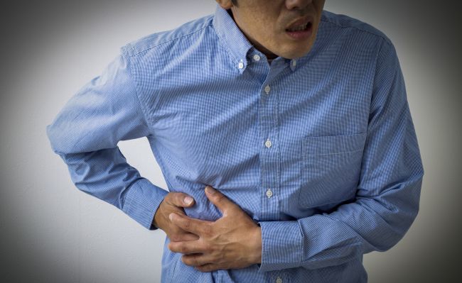 脂肪肝の怖さに気づかぬ人々、「お酒を飲まないから大丈夫」は間違い!