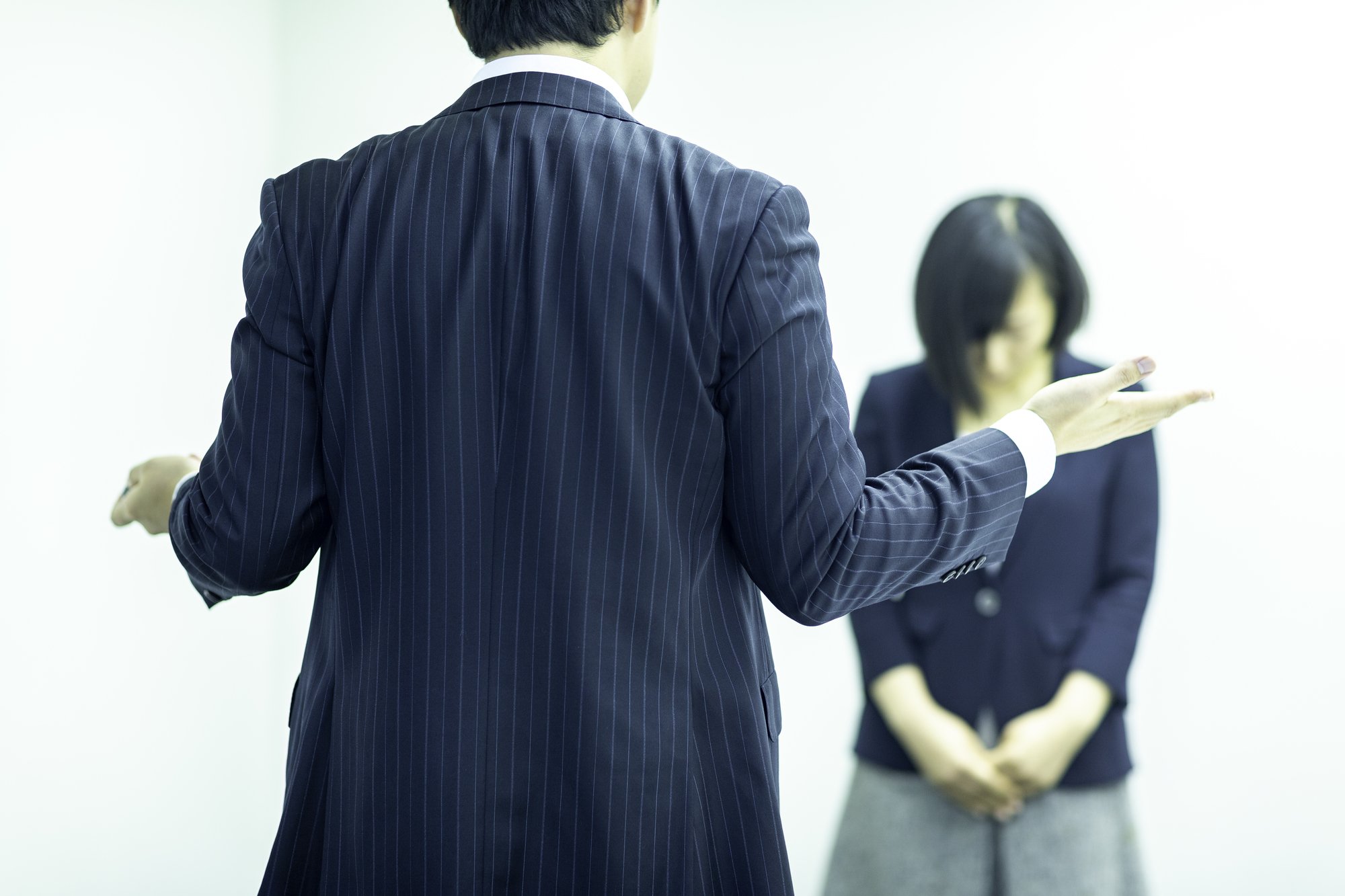 「セクハラ大王」続々退場、“仏の顔も三度まで”首長告発ラッシュはなぜ起きている？