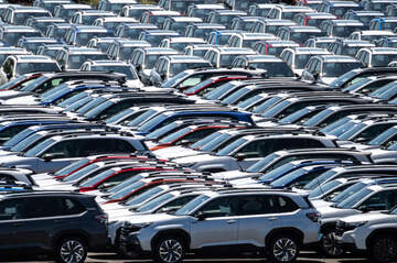 米政府、日本製の自動車・部品の関税引き下げ　15％に