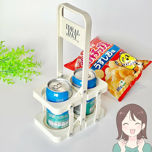 「スタバの店員さんに褒められました」3COINSの“天才ドリンクホルダー”便利すぎて毎日持ち歩きたい！「迷わず購入しました」「これでスタバが楽になります」