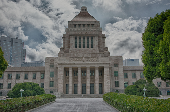 すでに 改憲 は行われていた憲法にまで影響を与える 選挙制度 の変遷 決め方 の経済学 ダイヤモンド オンライン