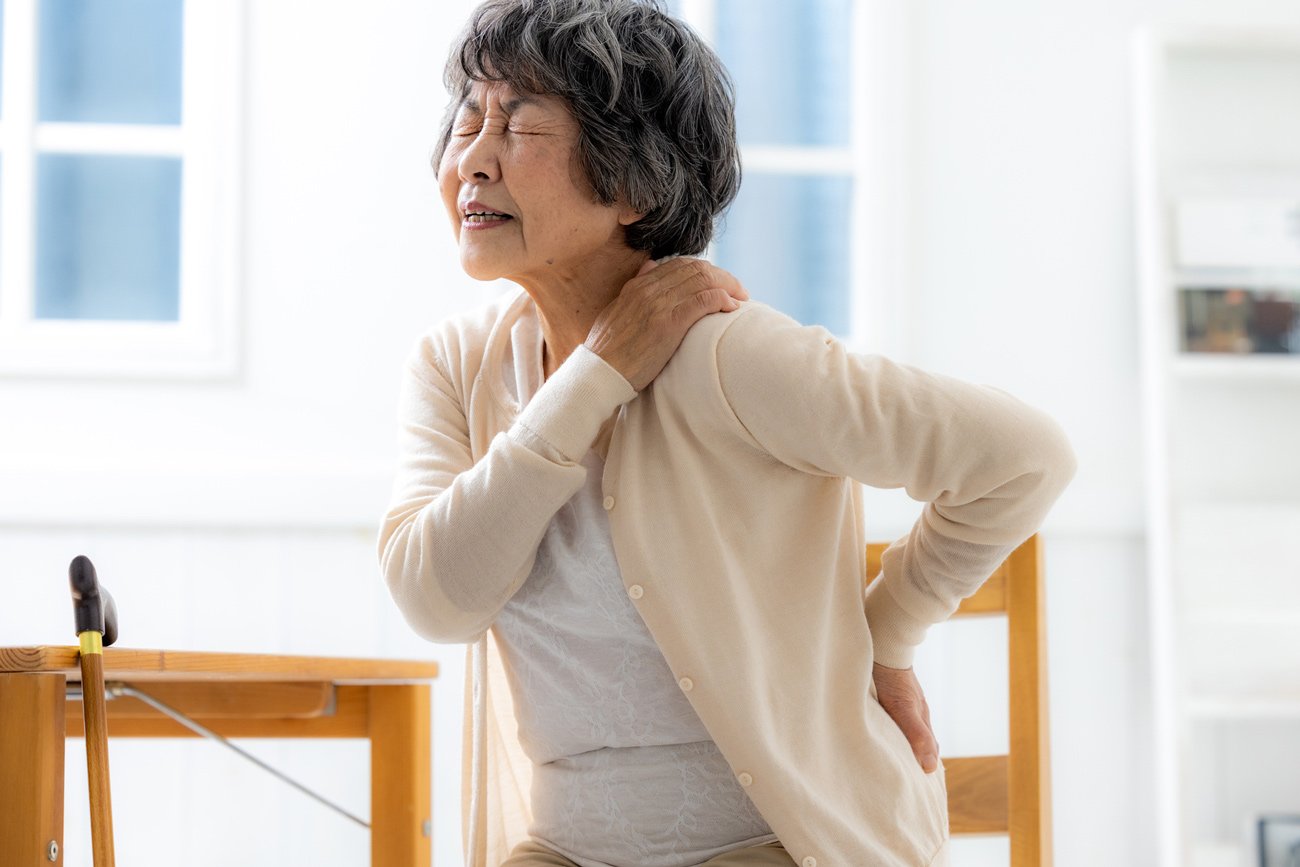 高齢女性の慢性的な痛みは「魚介菜食」でケア、キーワードは“抗炎症”
