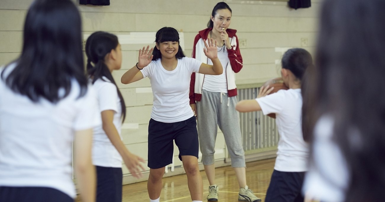 「研究と修養」はどこまでが仕事？教員を縛るグレーゾーンの正体