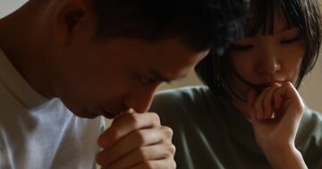 喘ぐ人々に生活保護の申請を躊躇させる「家族への扶養照会」という悪習