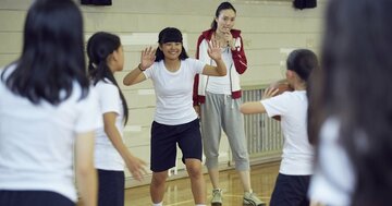 「研究と修養」はどこまでが仕事？教員を縛るグレーゾーンの正体