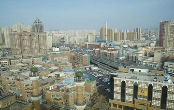 新疆ウイグル自治区は、アジアの中上流層があらたな旅の体験を求めてやってくる観光スポット。日本人など外国人が新疆への旅をする際のヒントとは？