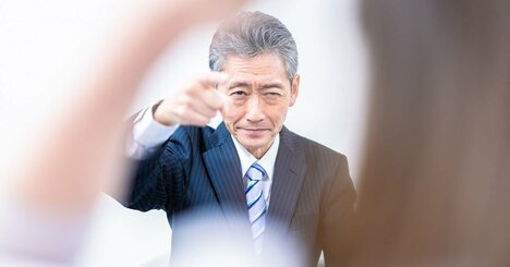 【経営コンサルが警鐘】「あ、うちの上司だ…」部下を潰す“裸の王様”とチームを動かす優れたリーダーの決定的な違い
