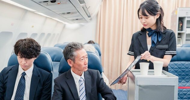 リアルすぎて後味悪い…JAL・ANAが異例の動画で警告した「ヤバすぎる乗客」の実態【航空カスハラ】
