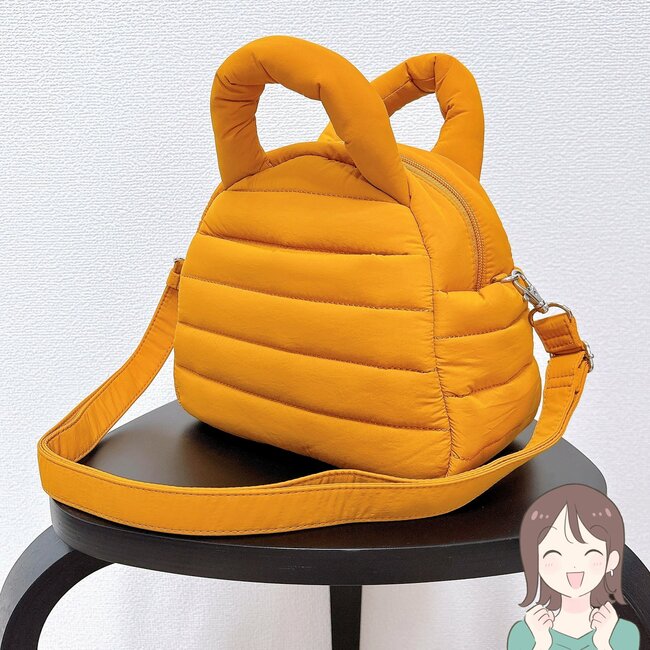 「こういうバッグ待ってました」「長財布もラクラク入る」GUの“ふわふわミニバッグ”まるっこいデザインがかわいい!「荷物も守られる感じ」「使いやすい」《購入レビュー》