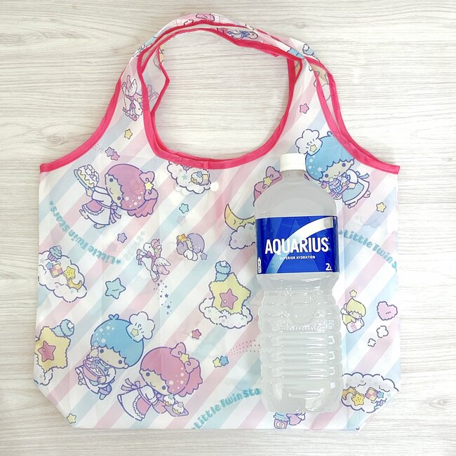 可愛すぎて毎日持ち歩きたい…！しまむら×キキララの「大容量エコバッグ」カゴいっぱいの商品がまるっと入った！