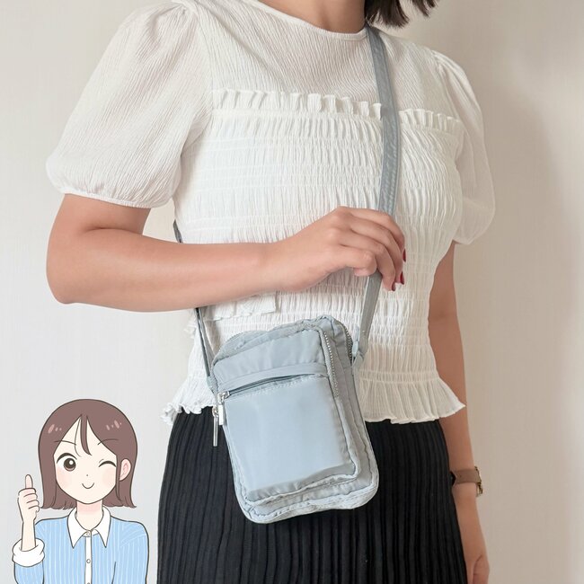 コンパクトなのに収納力すっご…！3COINSの「ポケットたくさんショルダーバッグ」撥水だから雨の日も使いやすい！《購入レビュー》