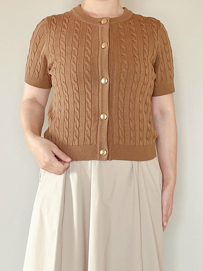 「全色買いました」GUの“レトロかわいいカーディガン”1990円はコスパ良い！「お値段以上」「褒められました」