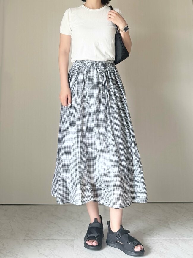 「可愛すぎて即買い」無印良品の“ふんわりスカート”軽くて涼しくて大当たりです！「オフィスで着回しています」「真夏にもストレスなくはけそう」【購入レビュー】