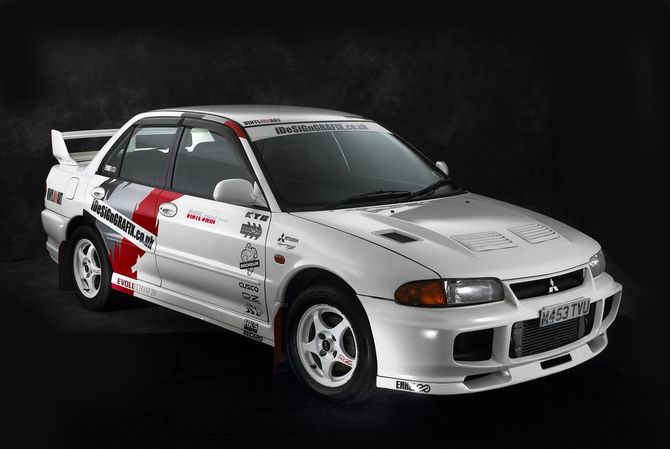 クルマ,車,三菱,ランサーエボ