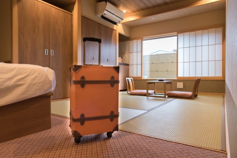 育ちがいい人は、旅館で荷物をどこに置く?絶対NGな場所とは【書籍オンライン編集部セレクション】