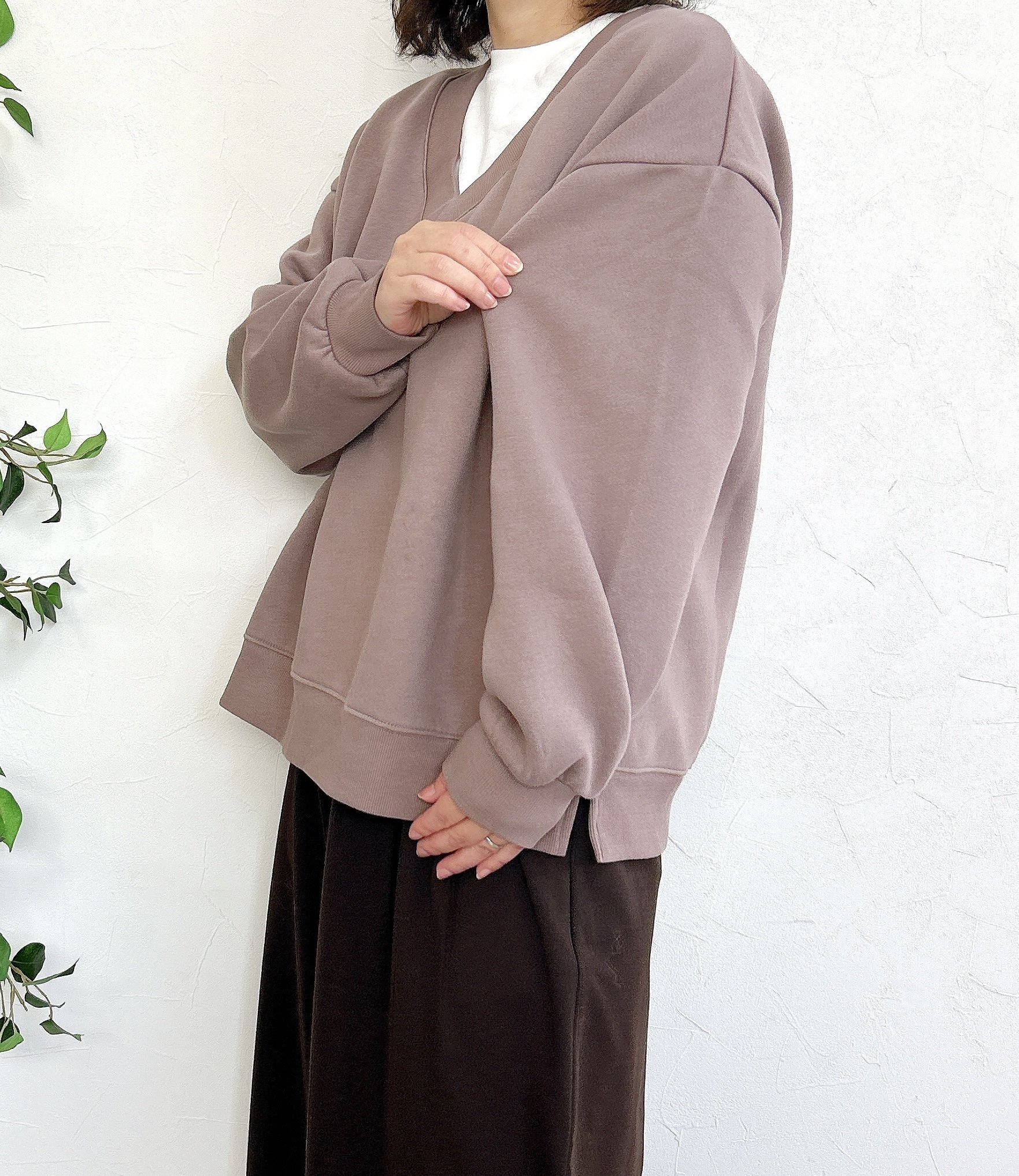 「1枚でもあったかくて着やすい」ハニーズの“ぽかぽかトップス”ゆったり着られて体型カバーもバッチリです!「別のカラーも欲しくなりました!」「体の線を拾わないからスッキリ見える」