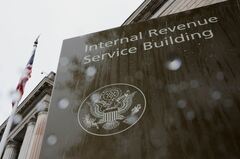 トランプ政権、NPOの免税資格に異議を唱える方法を検討
