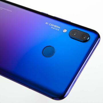 高性能カメラのファーウェイが強いが、他にも個性派揃い！ 人気SIMフリースマホ全紹介【ミドルハイ編】