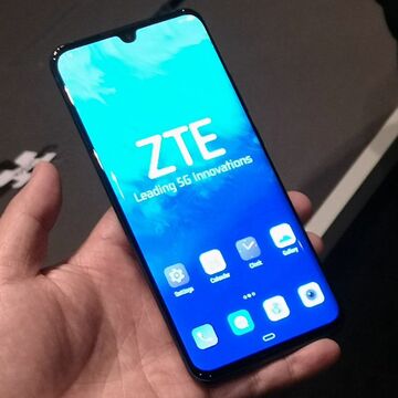 ZTEから5G対応のフラグシップ機「AXON 10 Pro 5G」発表
