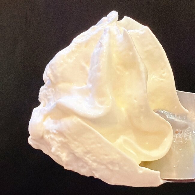 「大好きなものが合体」「想像以上においしいな」コメダ珈琲の“幸福感やばすぎデザート”ひと口の満足度がスゴい！「至福の組み合わせでした」