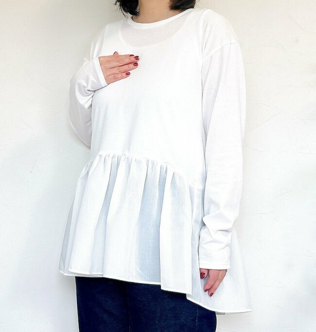 「痩せて見える」グローバルワークの“2490円トップス”重ね着コーデがめっちゃ可愛くなるんです!「お尻も隠れるので一石二鳥」「体型カバーできて重宝」