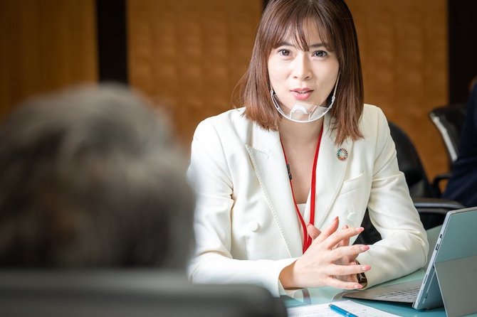 写真:馬渕磨理子氏