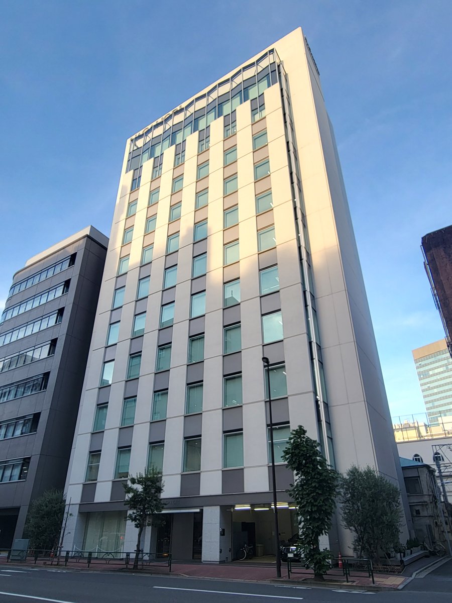 ナガホリの本社ビル