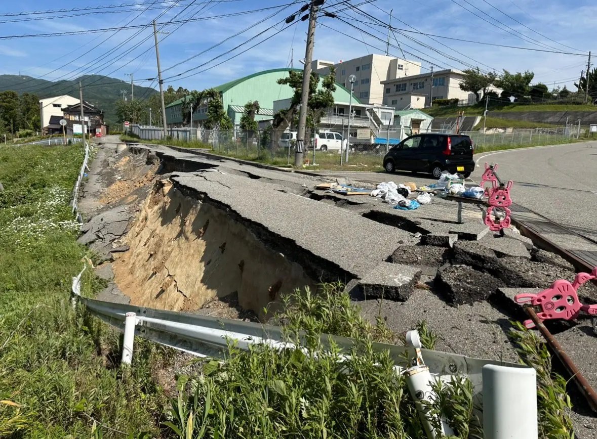 地震後の輪島市の高台側(河井町・輪島中学校の東側)における地盤の状態