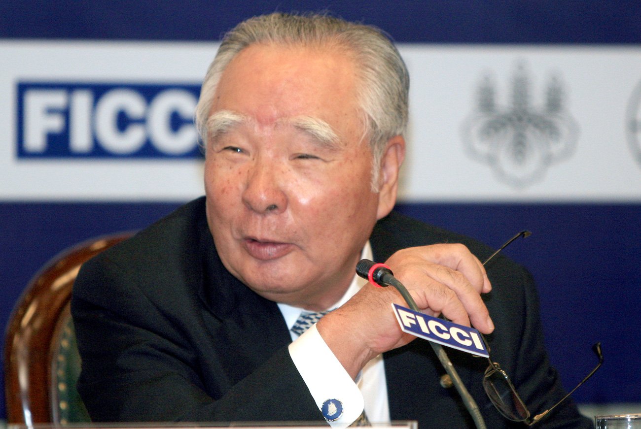 「どっこい軽は生きている」スズキ・鈴木修が“愛され続ける”ワケ、 豊田章男が語った「最も尊敬する経営者」に納得！