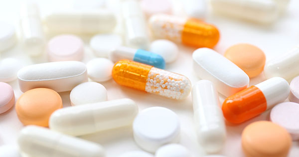 特許切れ先発薬の薬価引き下げへ、久光・持田・科研製薬に逆風